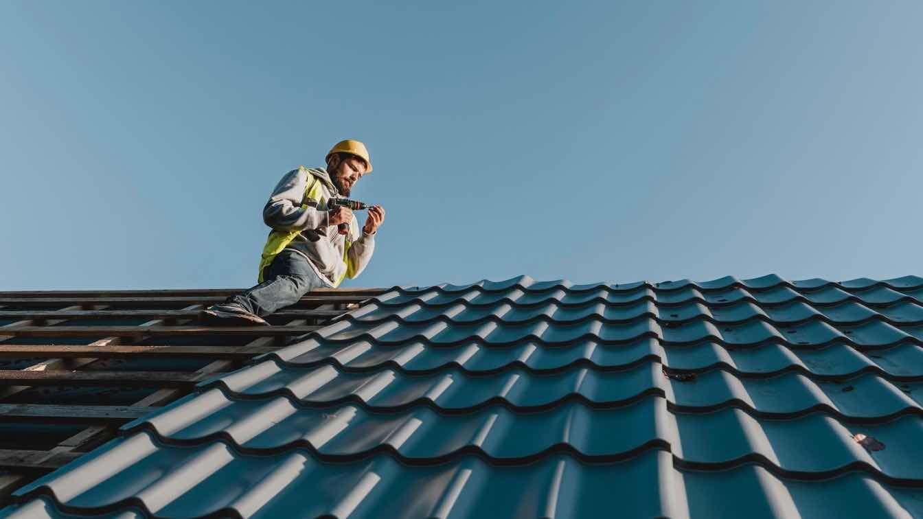 Choosing the Right Roofer for Your Orange City Home
